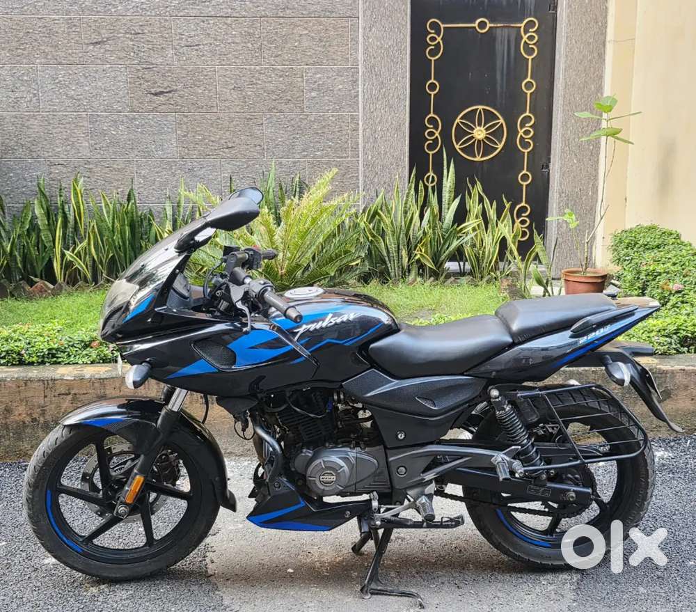 Special Edition Bajaj Pulsar 220(ABS) For Sale