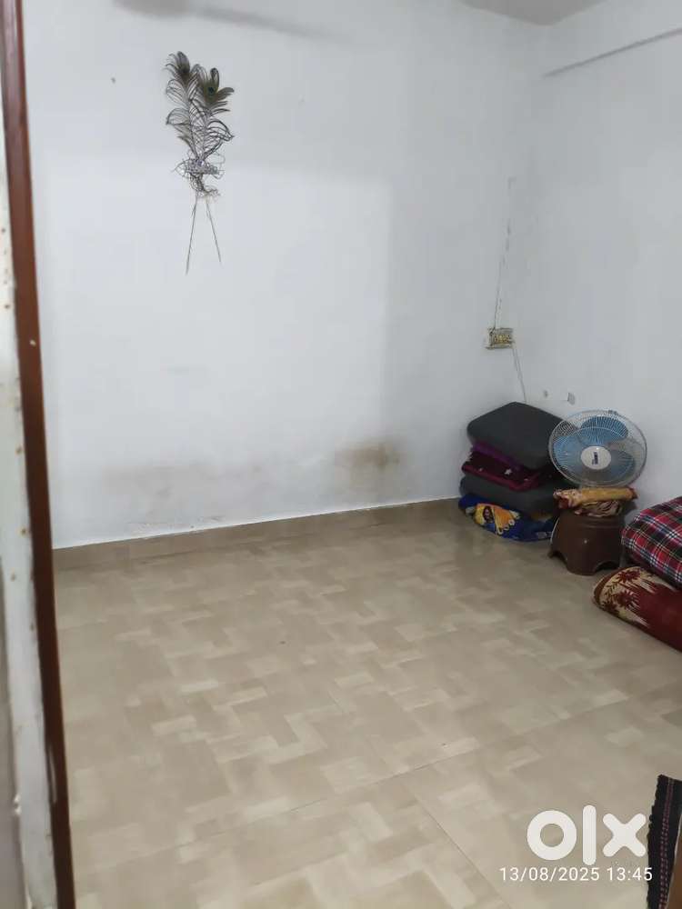 Female roommate required for 1bhk