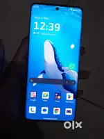 Edge 50 pro 4 months old only 3 jan purshace bill box original charger