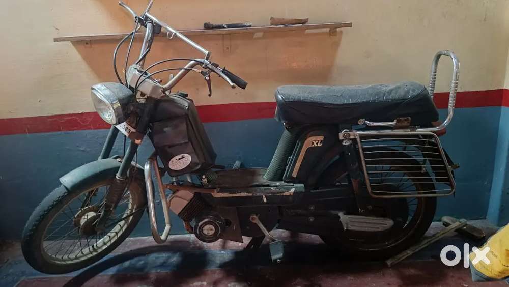 TVS 50, Moped