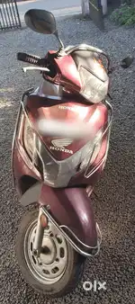 Activa 125 (rebel red metallic color)
