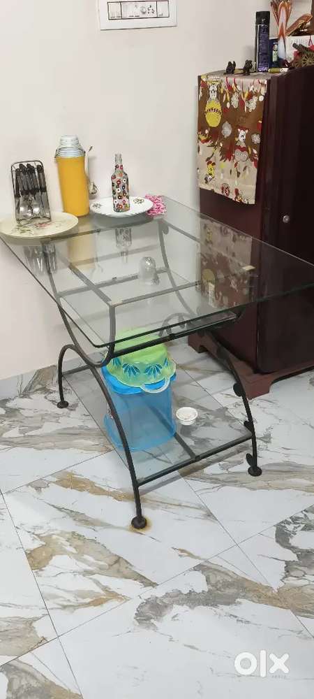Dinning table