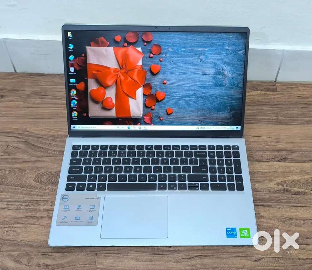 DELL INSPIRON - LAPTOP