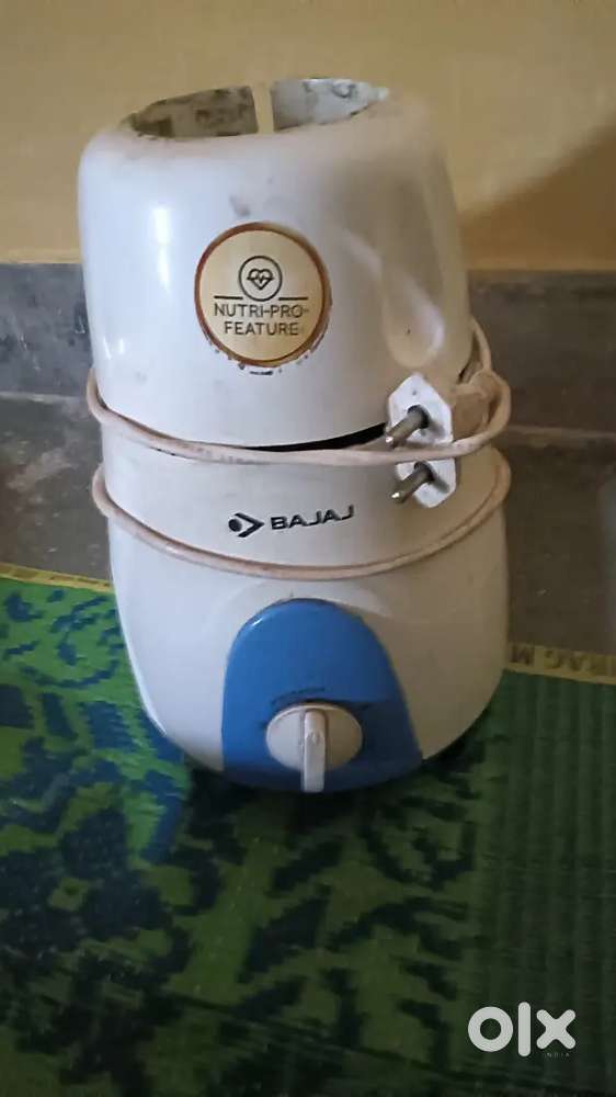 Mixer grinder of Bajaj