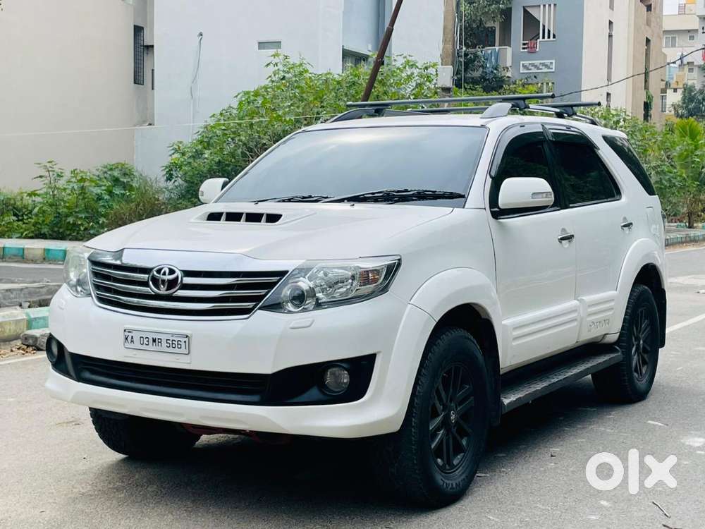 Toyota Fortuner 3.0 4X2 MT, 2012, Diesel