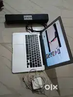 Laptop ( apple) + spekar free