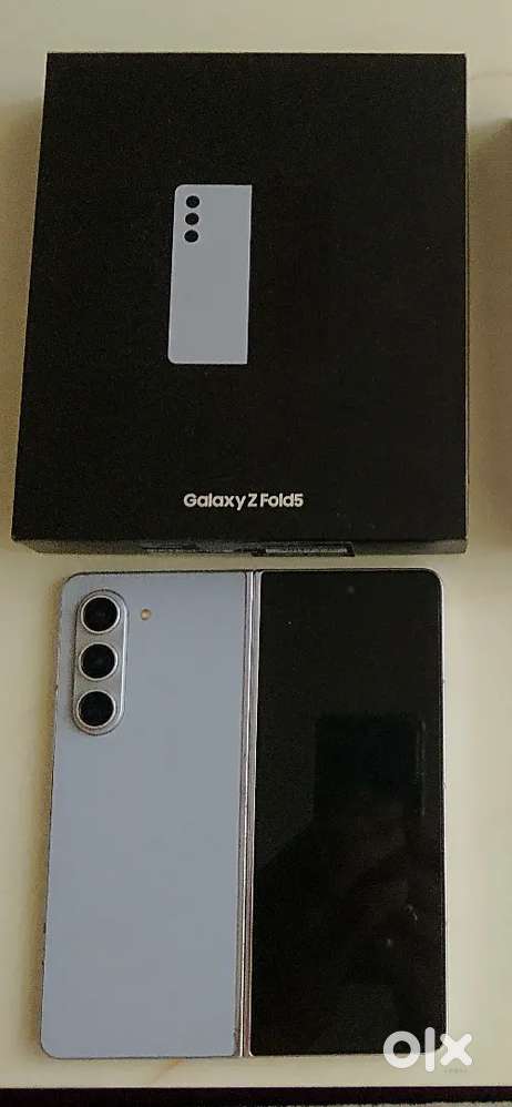 Z fold 5 (256GB)