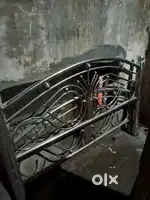 Steels bed