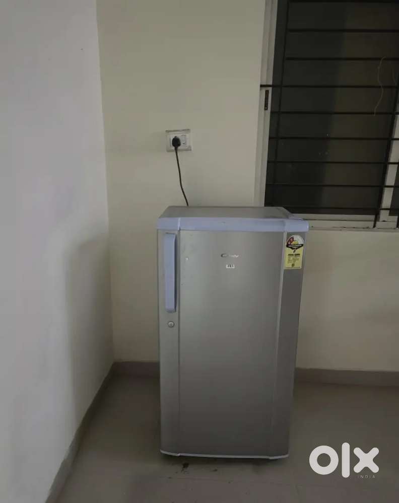 Selling my Candy 190 l  Single door fridge - Execellent Condition