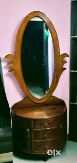 Dressing table