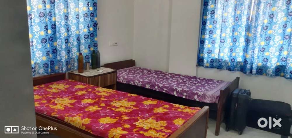 GIRLS PG AVAILABLE NEW TOWN AREA READY TO MOVE