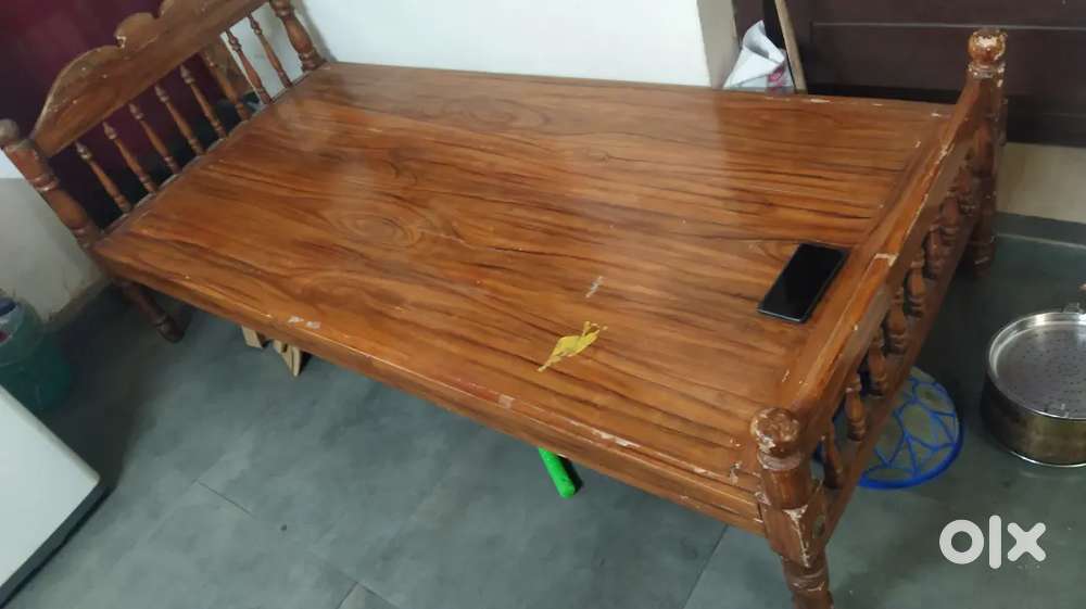 Wooden Cot 4x6 2 Nos