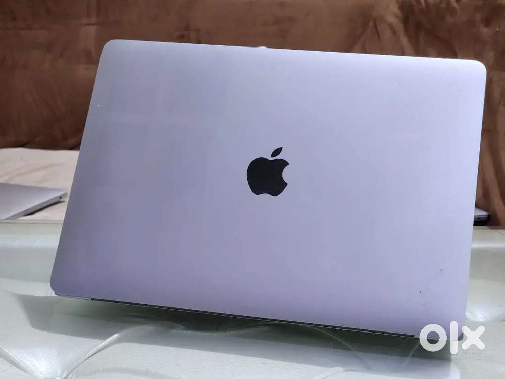 Apple Macbook Air 2019Mfd i5 8gb Ram 128gb Apple SSD 13inch Display