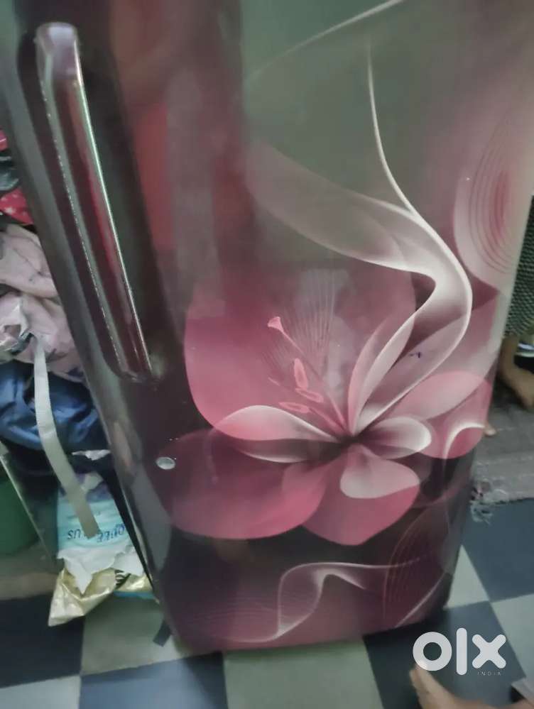 LG fridge good condition