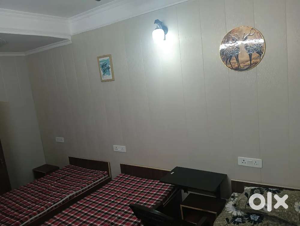 Pari chowk metro stay