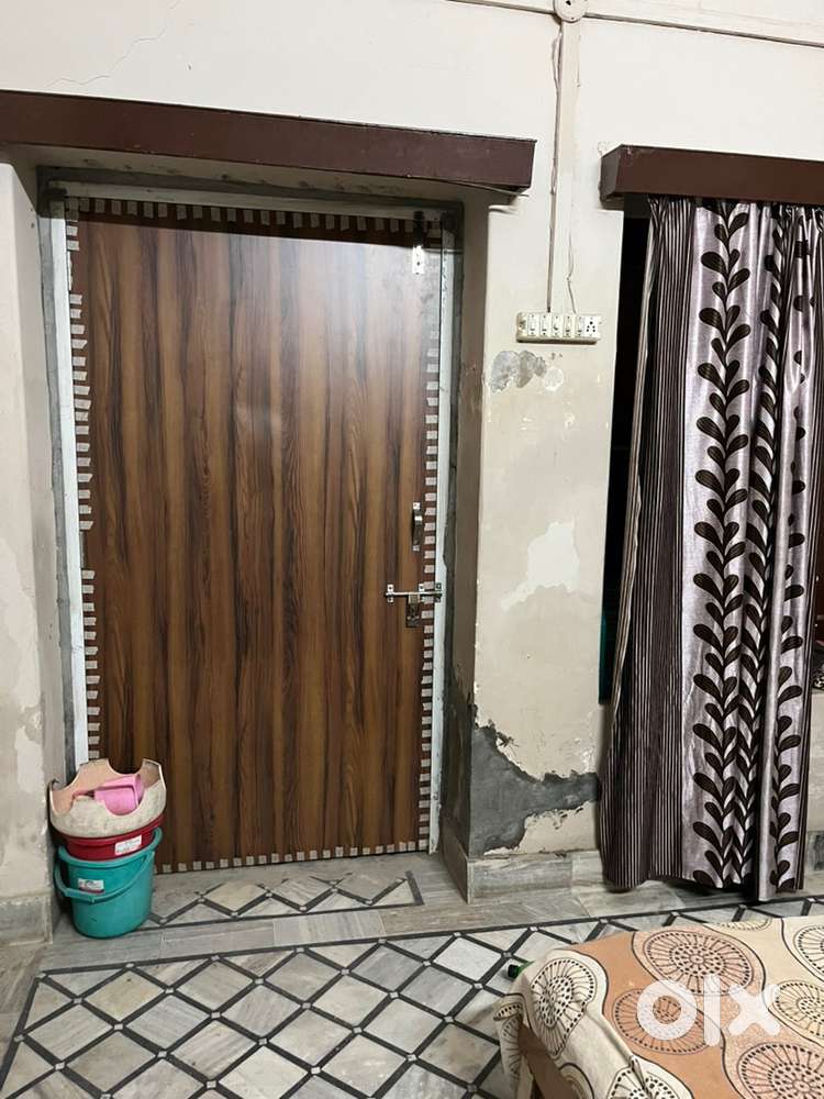 Room available for girls