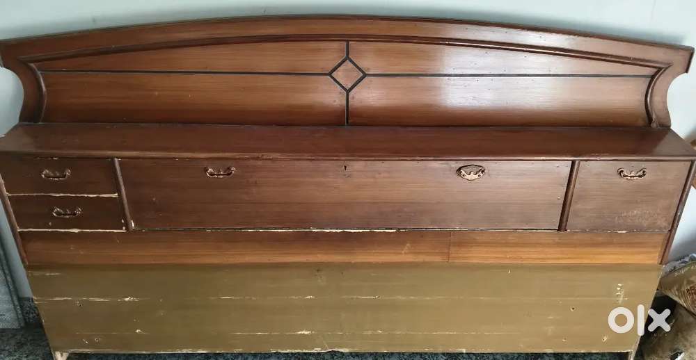 HEAD BOARD OF DOUBLE BED