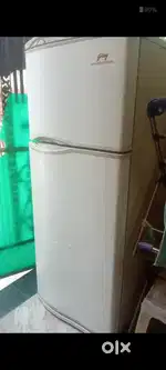 Double door freeze