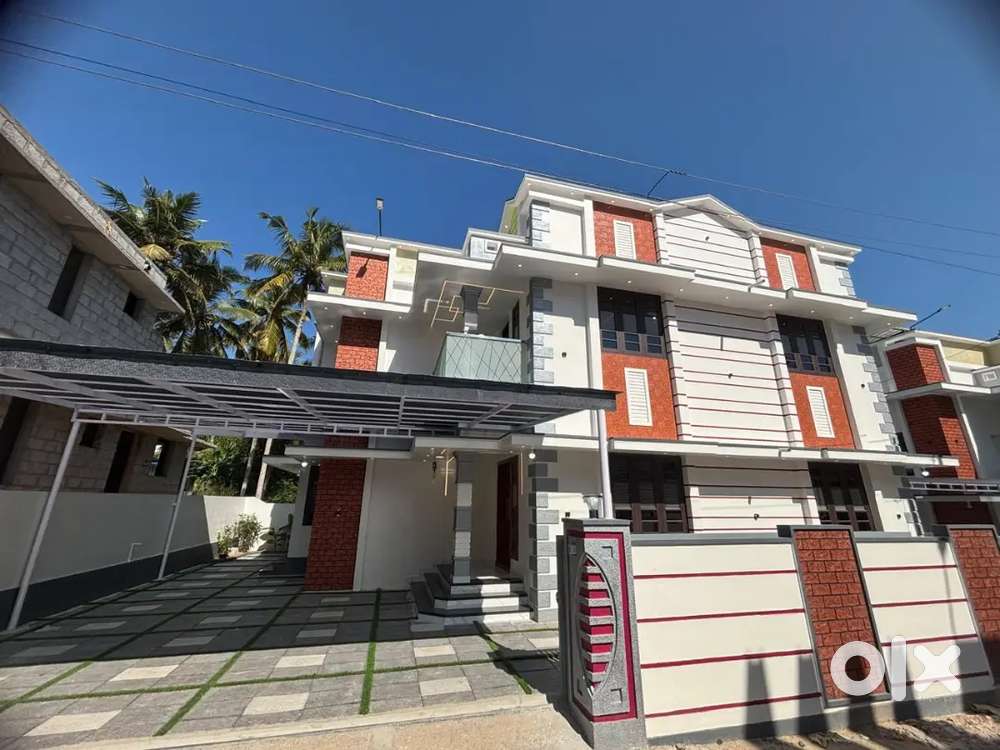 5 cent 4 bhk kazhakkuttam ANDOORKONAM