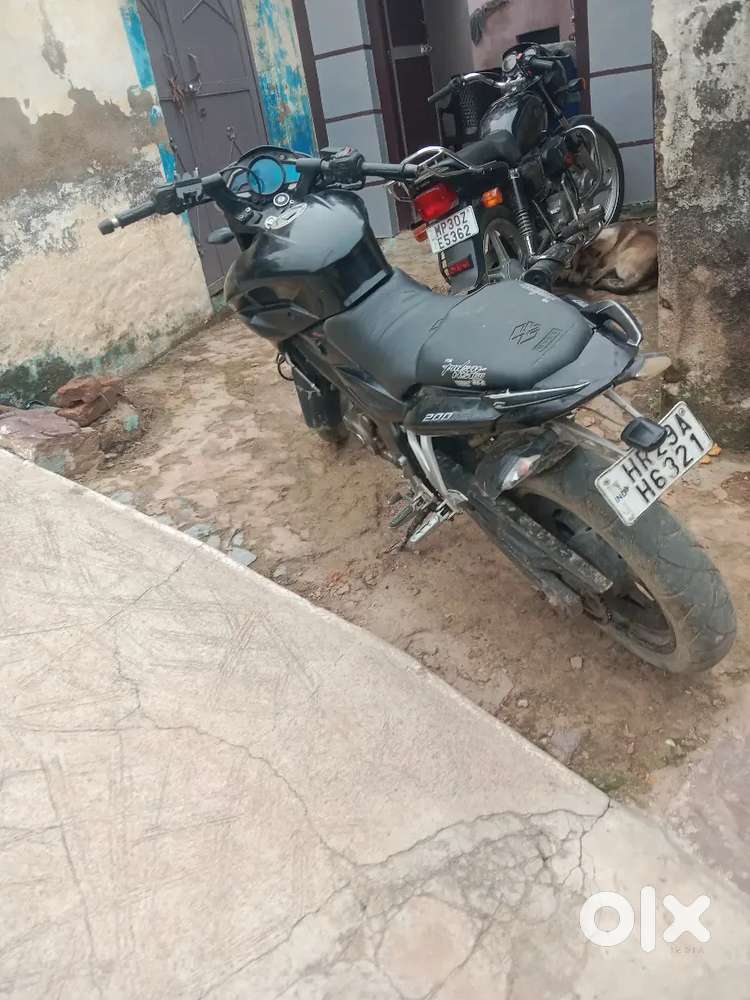 New bike leni he rakhi rahti he koi chalaane bala nahi Or arjent sell