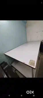 Cutting table