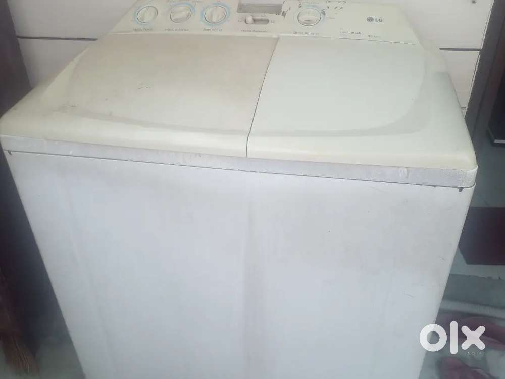 LG Machine 7kg 7-8 year old washing machine