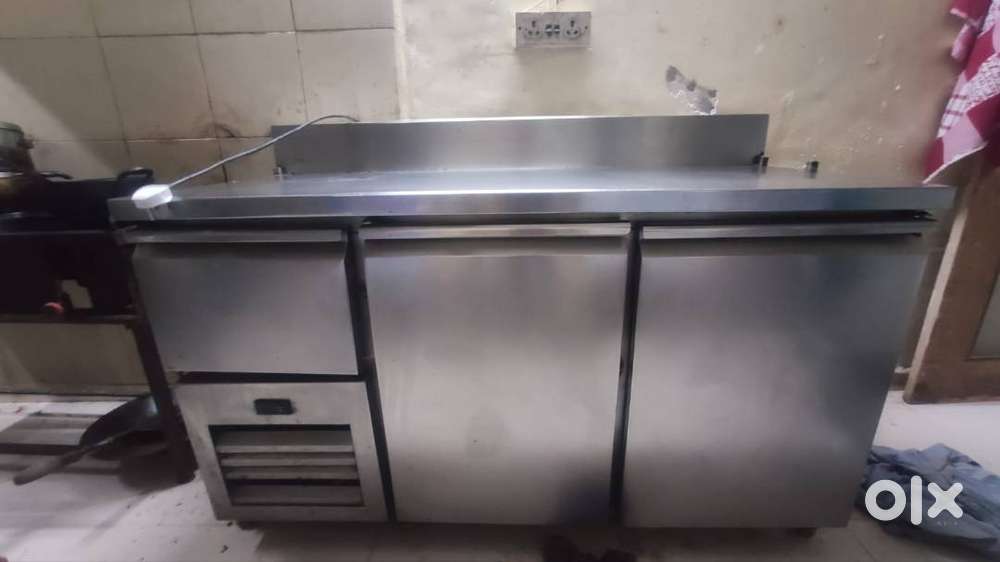 SS Kitchen fridge and appliances