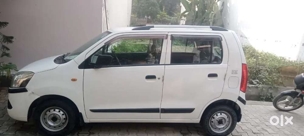 Maruti Suzuki Wagon R 1.0 2012 Petrol 75000 Km Driven best car