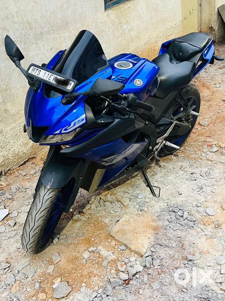 Yamaha r15 v3 brand new condition single owner single hand used