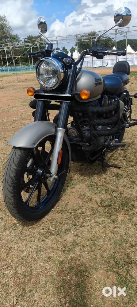 Sparingly UsedBS6 2022 Reborn Classic Gun Grey topend version For Sale