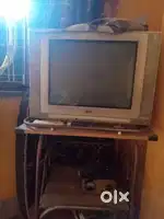 LG TELEVISION WITH GOOD QUALITY PICTURES