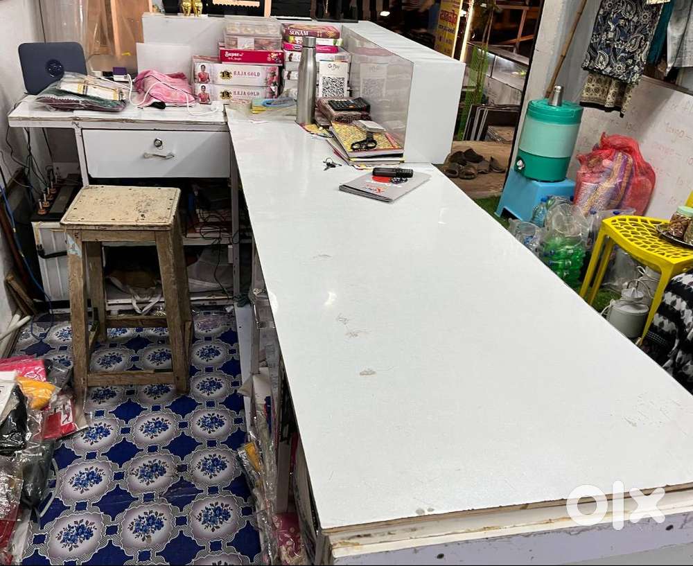 8.4 Ft Durable Shop Counter for Sale – Excellent Condition!