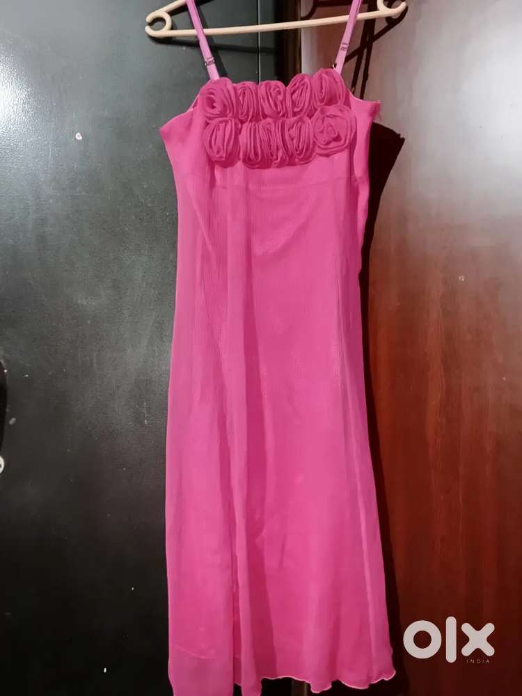 Clothings for women.. Dresses in good condition,some gifted and unused