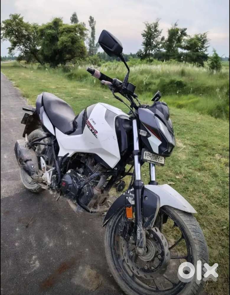 Hero Xtreme 160r single channel abs fron disk brake gari bahut mst hai