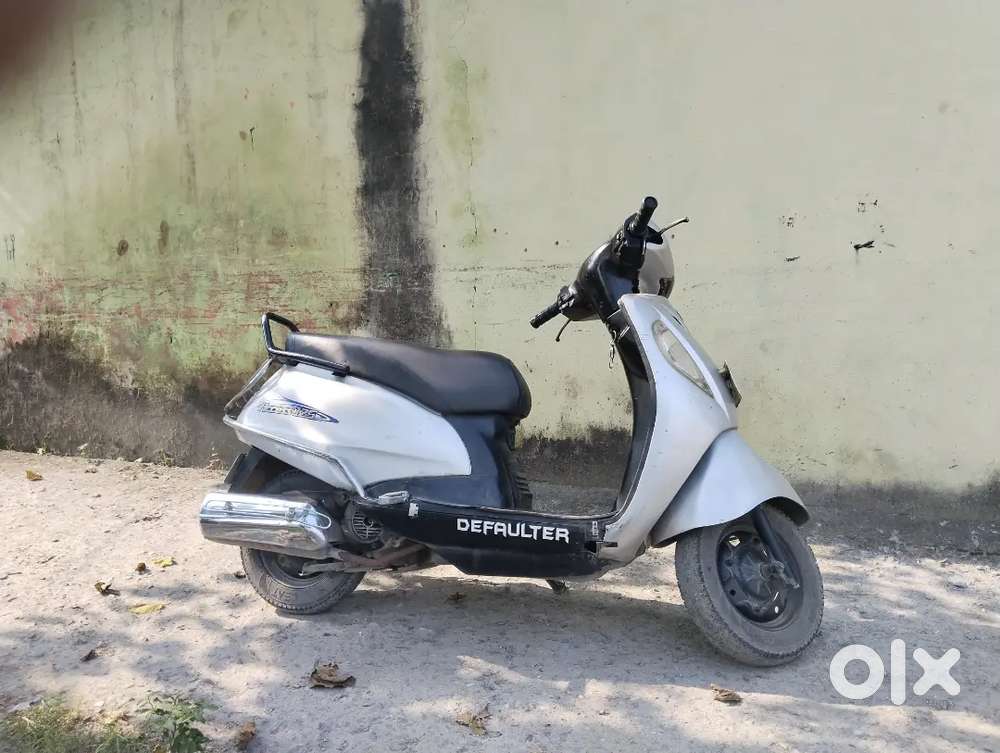 Suzuki access 125 old