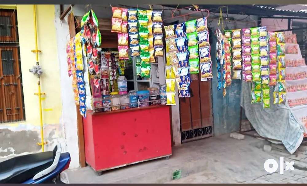 Commercial shop  on rent with 8ft front on 10 meter road