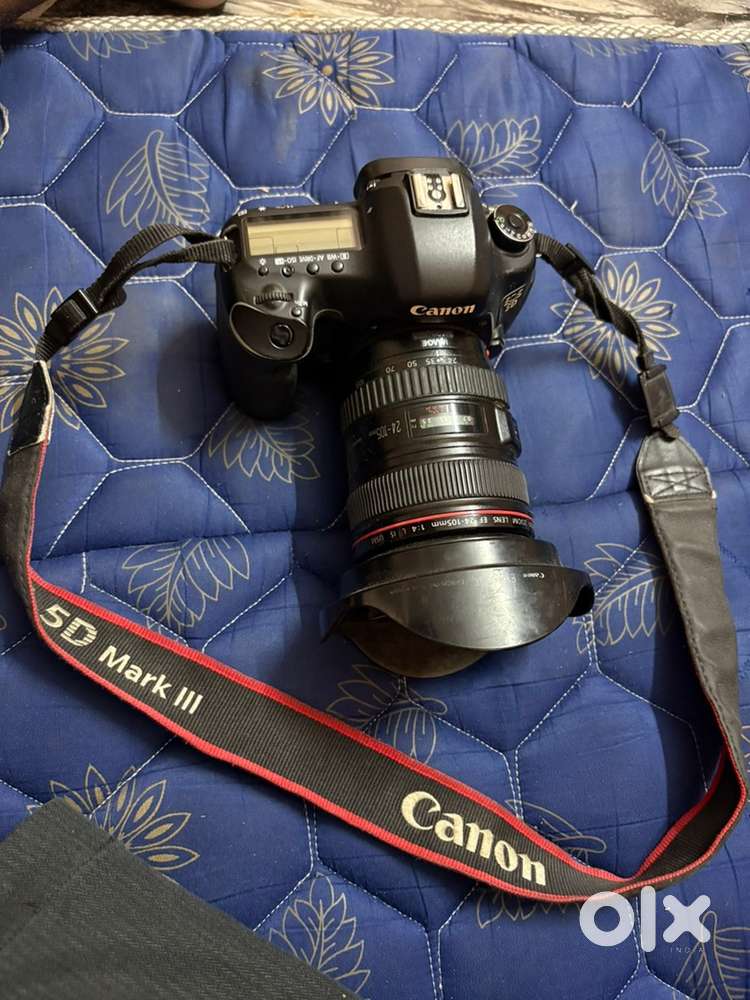 Canon mark lll EOS 5D camera