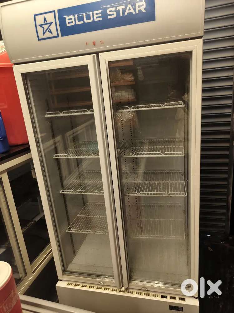 Commercial freezer