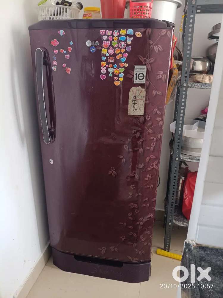 Refrigerator single door 240 ltr
