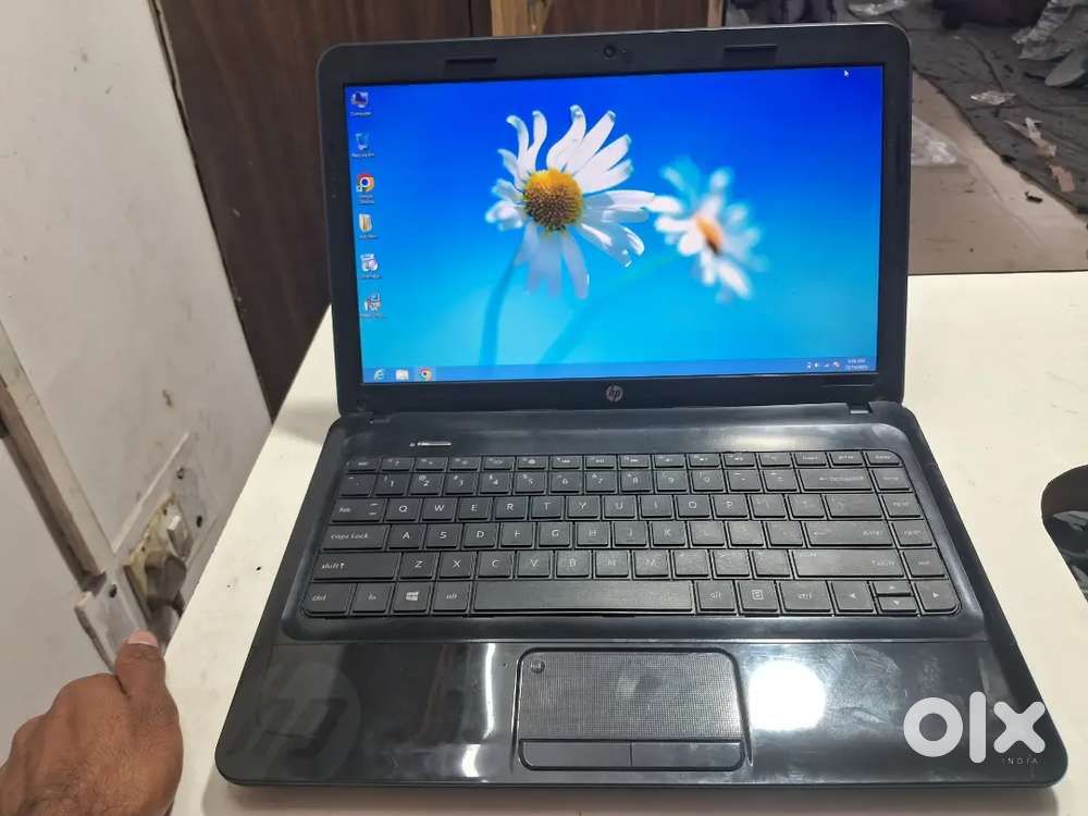 Hp  laptop urgent sell