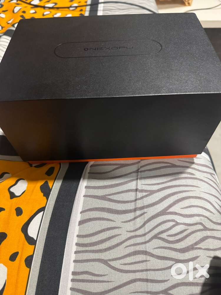 OneXGPU External GPU Dock (RX 7600M XT) – Excellent Condition