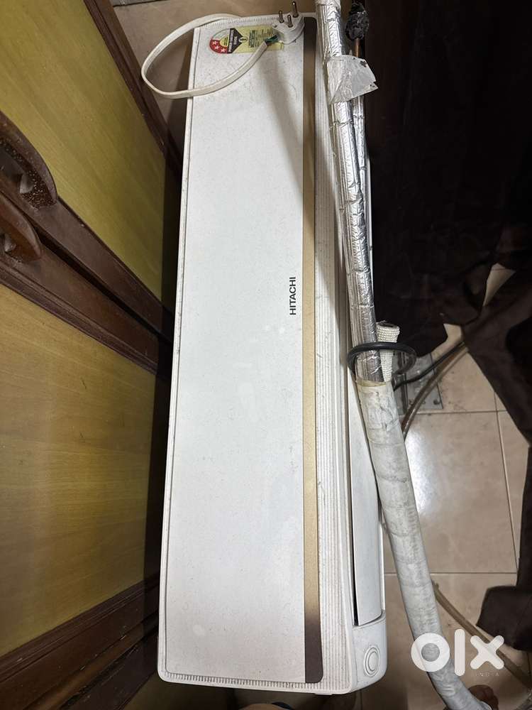 HITACHI 1.5 TON SPLIT INVERTER AC