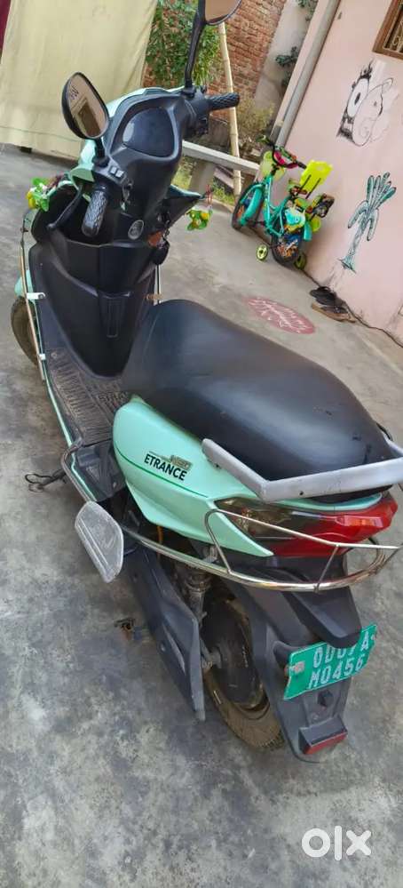 Single Handed with 2.2kwh new battery installed