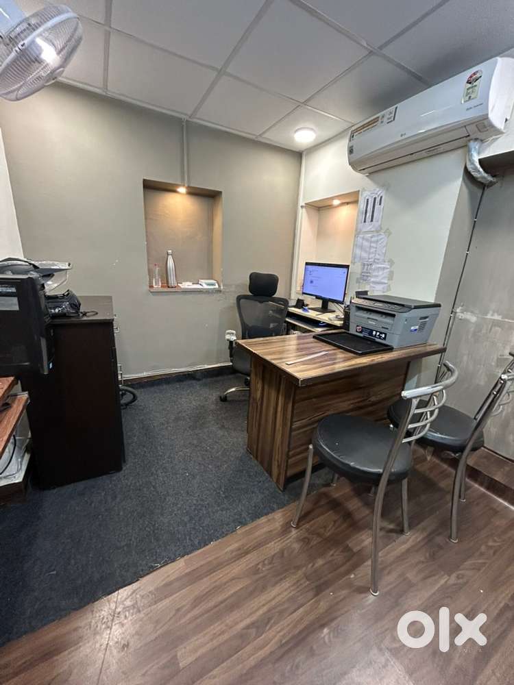 Shop office for rent in chura rasta 8x6 sq. Feet