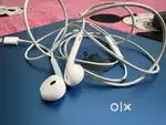 APPLE Earpods With Lightning Connector Wired Headset(White,In the Ear)