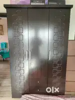 3 door wardrobe