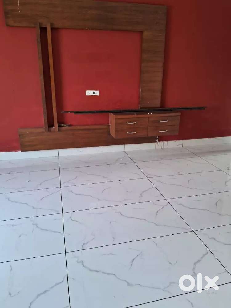Newly park face independent 2bhk house for rent in sec 8 with car park