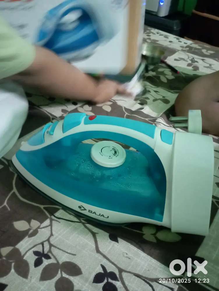 Bajaj majesty retract steam iron