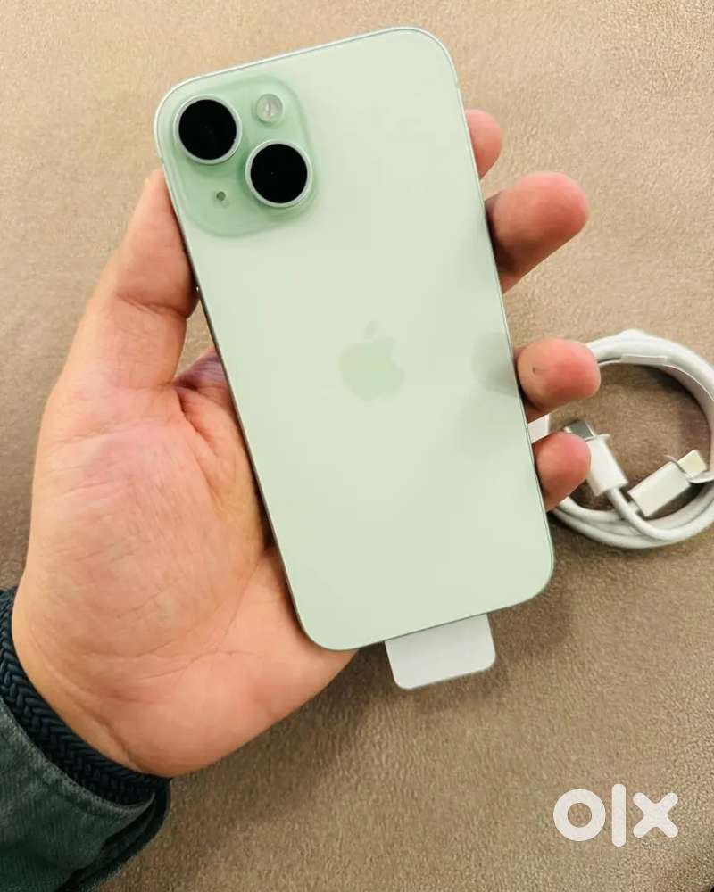 I phone 15 (256gb)