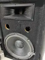 TWO Subwoofer IK DOUBLE MAGNET WALA DUSRA SINGLE MAGNET with amplifier